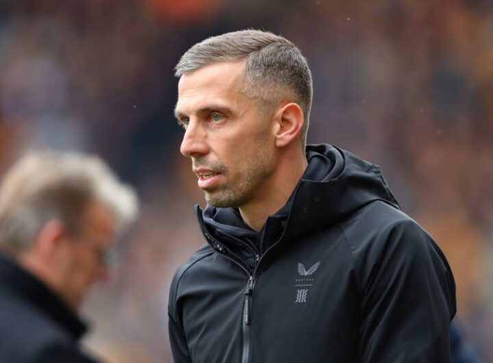 Новини спорту - Колишній тренер Вулвергемптона може знову очолити команду