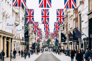 Новини бізнесу - Лондонську Нью-Бонд-стріт очолила рейтинг найдорожчих торгових вулиць