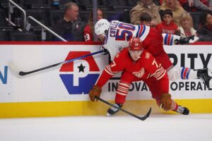 Новини спорту - НХЛ: Айлендерс не впоралися з Колорадо