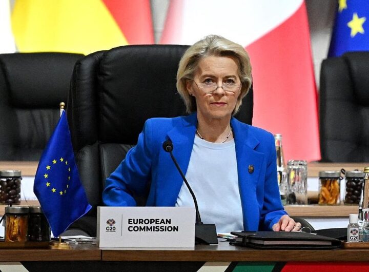 Новини політики - Перемови щодо України: глава ЄК наголосила на важливості участі Євросоюзу