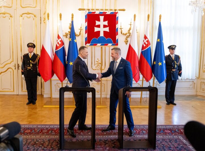 Новини світу - Польща хоче постачати американський газ Словаччині і Україні