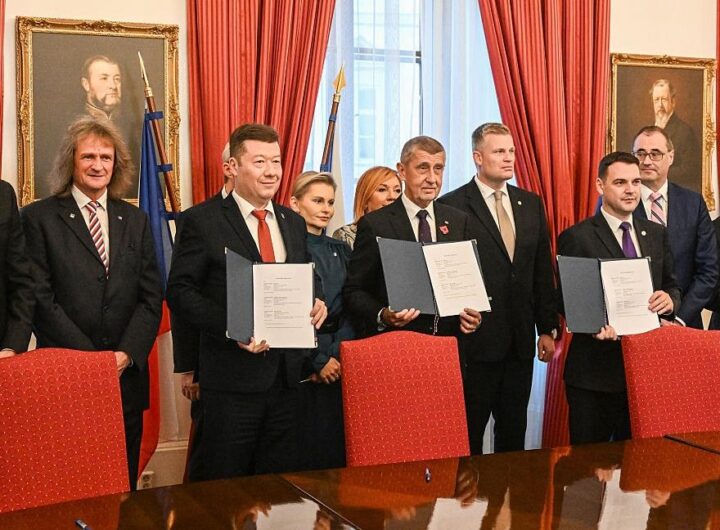 Новини світу - Популісти та антиукраїнська партія: в Чехія сформувався новий парламент