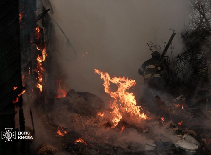 Новини Києва - Пожежі після нічного обстрілу Києва ліквідовано