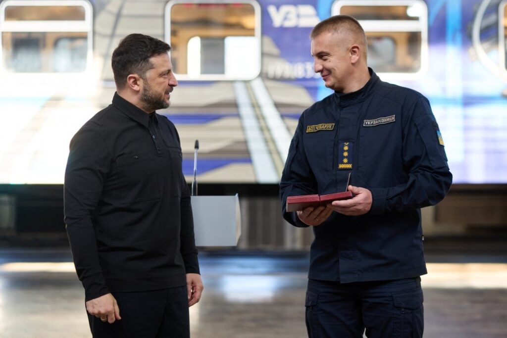 Новини України - Президент привітав залізничників з професійним святом