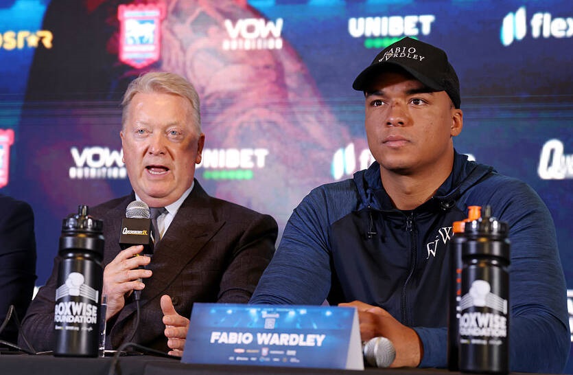 Новини спорту - Промоутер Вордлі повідомив, що бій з Усиком незабаром буде санкціонований