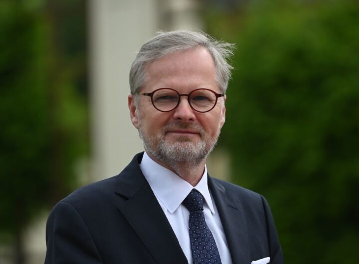 Новини світу - Проукраїнський уряд Фіали подав у відставку