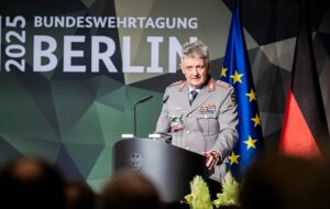 Новини світу - Росія зможе напасти на НАТО "вже завтра" - генерал армії Німеччини