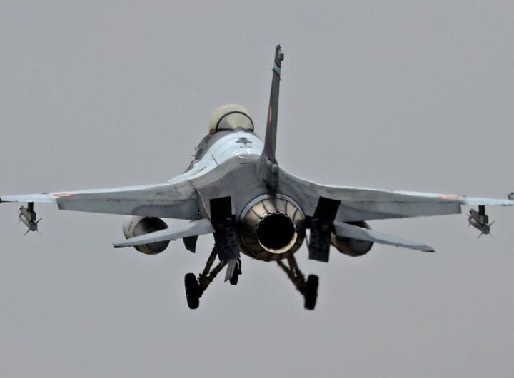 Новини світу - Румунія піднімала F-16 через удари РФ по півдню Одещини