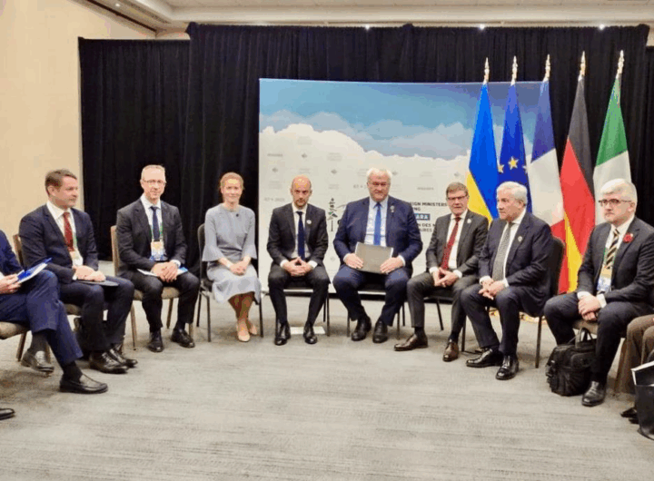 Новини України - Сибіга запевнив G7, що корупціонери в Україні понесуть покарання