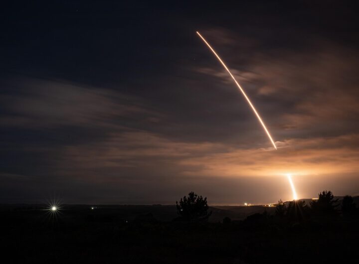 Новини світу - США запустили міжконтинентальну ракету Minuteman III