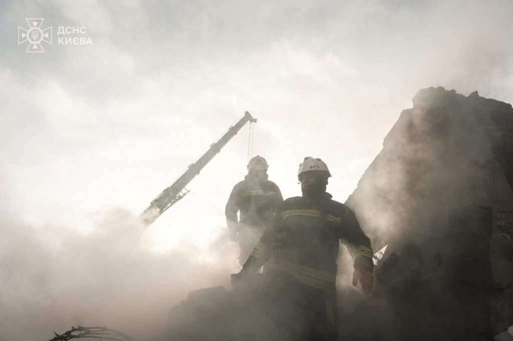 Новини Києва - У Києві деблокували тіло сьомої жертви атаки РФ