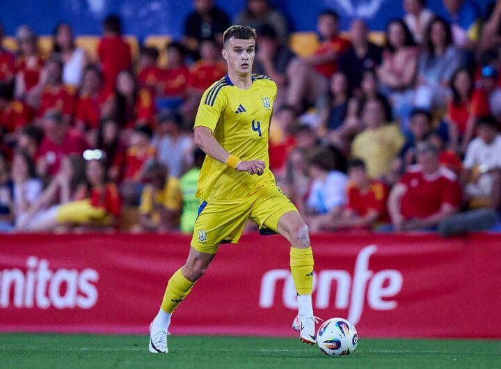 Новини спорту - У матчі з Францією відбулася дебютна гра Тараса Михавка за збірну