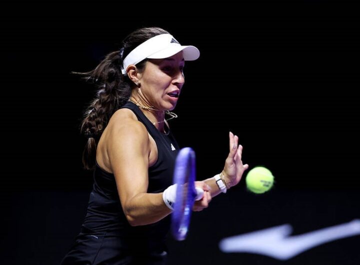 Новини світу - У трисетовому матчі двох американок на WTA Finals перемогу здобула Пегула