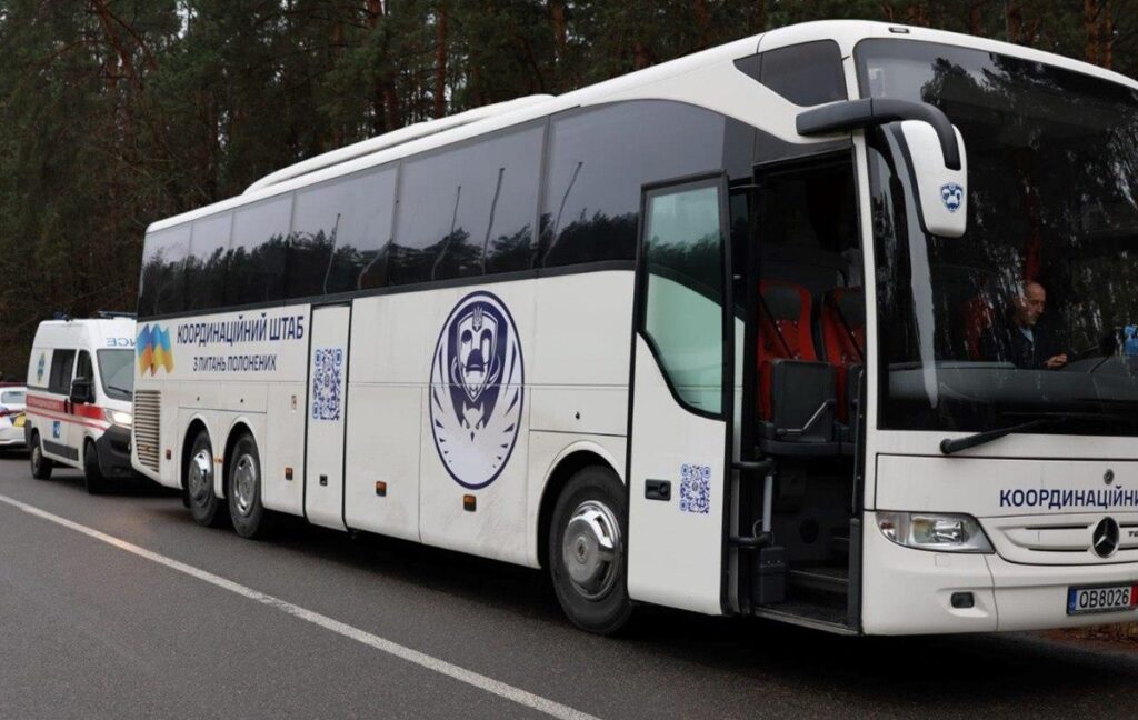 Новини України - Україна повернула з Білорусі 31 ув'язненого