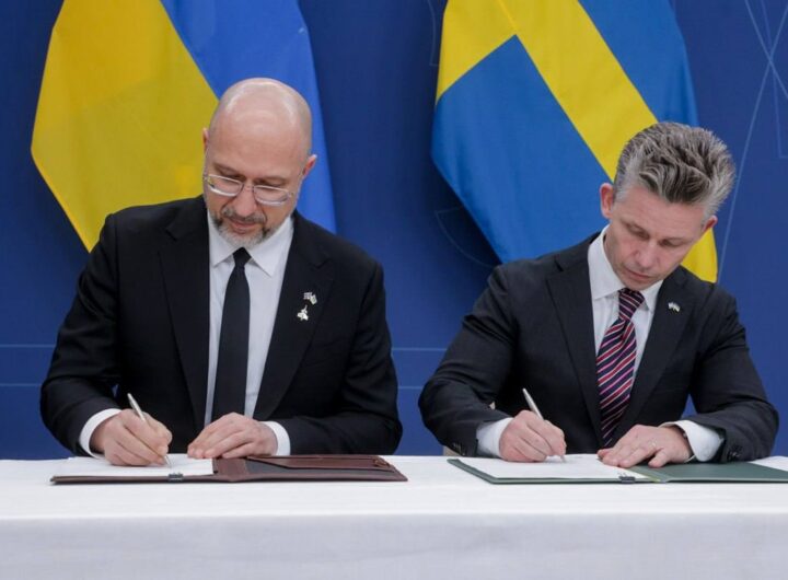 Новини світу - Україна та Швеція підписали оборонну угоду