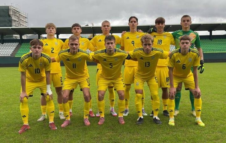 Новини спорту - Українська юнацька збірна впевнено виграла групу у відборі до Євро-2026
