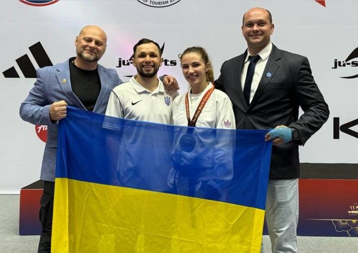 Новини спорту - Український боєць здобув четвертий титул чемпіона світу