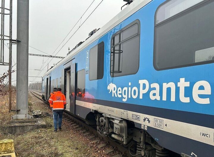 Новини світу - В Чехії зіткнулися два пасажирські поїзди: 40 потерпілих