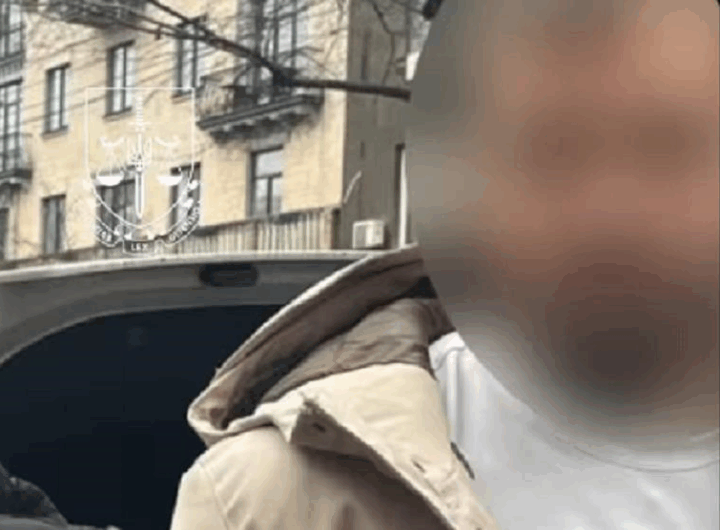 Новини України - Затримано шахраїв, які прикривалися "зв’язками" в ОП