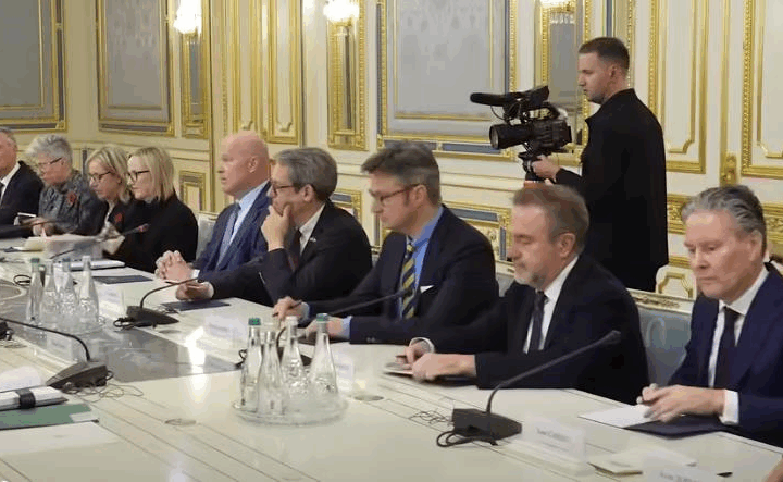 Новини України - Зеленський зустрівся з делегацією НАТО