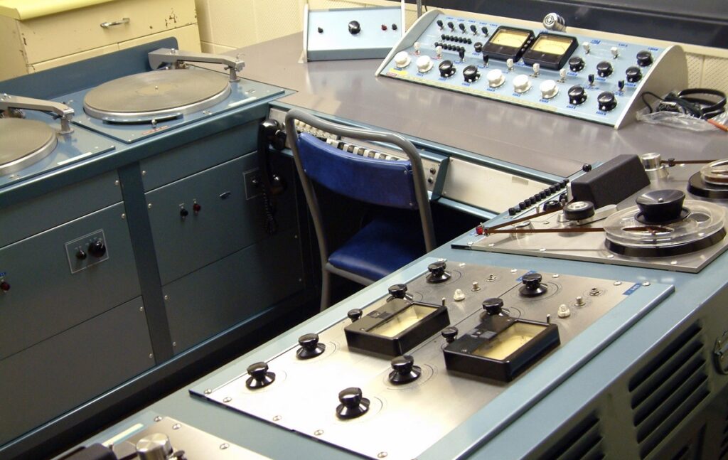 Новини світу - ЗСУ ударом дрона зупинили в РФ роботу Радіостанції Судного дня