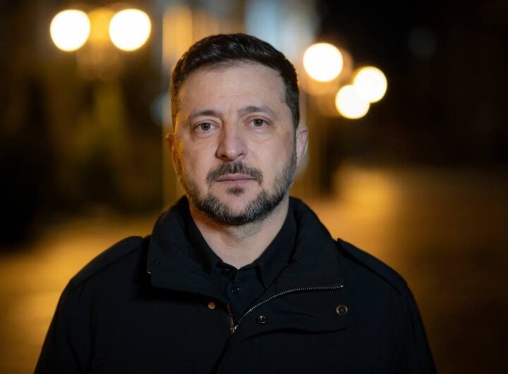 Сьогодні повертається переговорна команда, зранку очікую доповідь щодо підготовлених документів