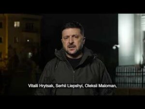 Президент України Володимир Зеленський у вечірньому зверненні подякував українським рятувальникам