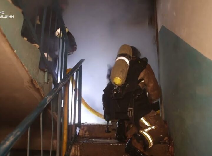 росіяни вдарили по будинку в Охтирці на Сумщині