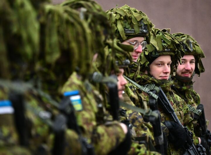 Новини світу - Естонія збільшить призов з 2027 року