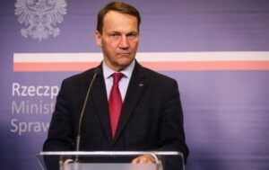 Новини України - Голова МЗС Польщі розкритикував Навроцького і Зеленського