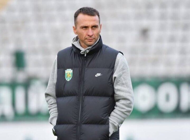 Новини спорту - Карпати розсталися з Лупашком після ювілейної гри на тренерському містку