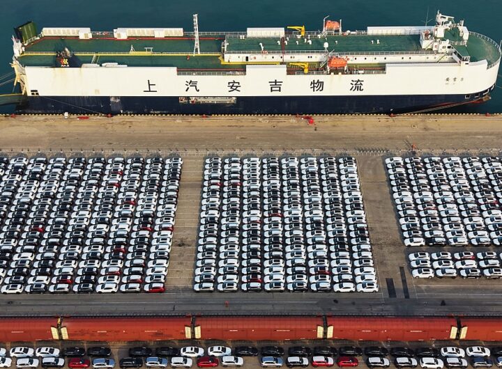 Авто новини - Китай удвічі скоротив постачання авто до Росії