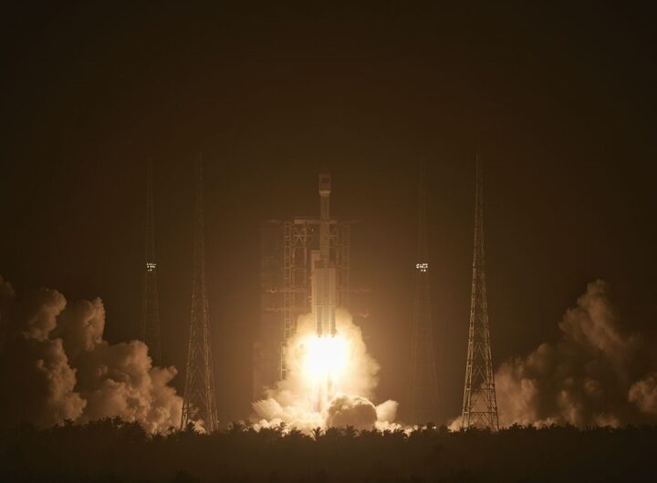 Технології - Китай здійснив два космічні запуски за день