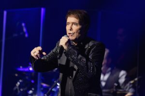 Новини культури - Кліфф Річард уперше зізнався, що таємно лікувався від раку простати