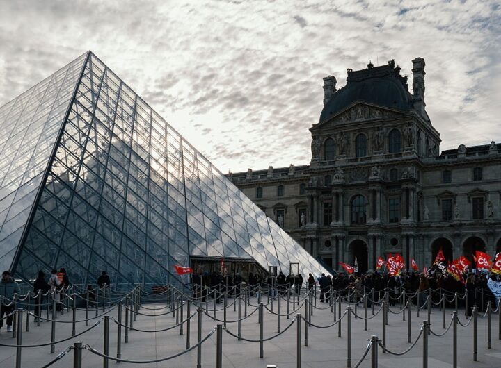 Новини світу - Лувр відкрили для відвідувачів після страйку