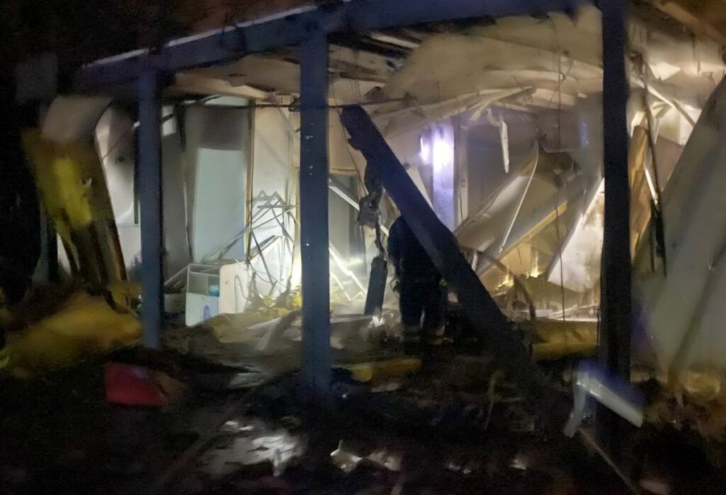 Новини України - На Дніпропетровщині внаслідок обстрілу виникли пожежі, є руйнування