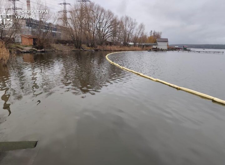 Новини України - На Вінниччині стався викид мазуту у Ладижинське водосховище