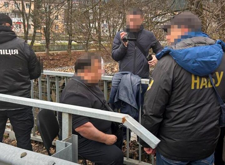 Новини України - На Закарпатті затримали суддю, який вимагав від підприємців "конфетки"