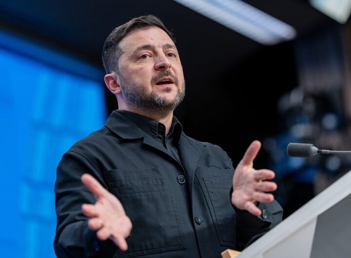 Новини України - Президент назвав умову для проведення виборів