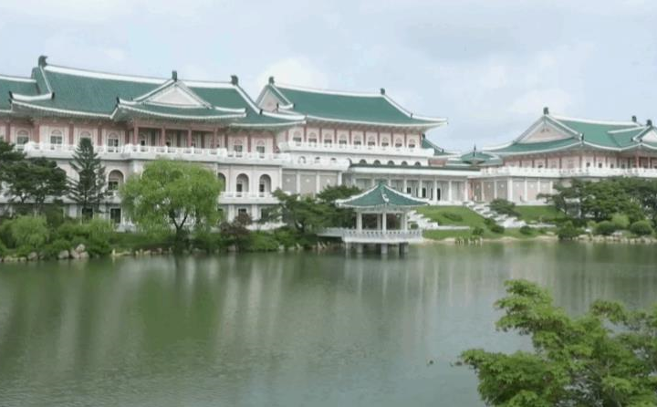 Новини світу - Путіну зводять особняк у Північній Кореї - ЗМІ