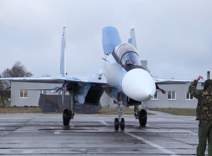 Новини світу - Росія передала Білорусі третю партію своїх винищувачів Су-30СМ2