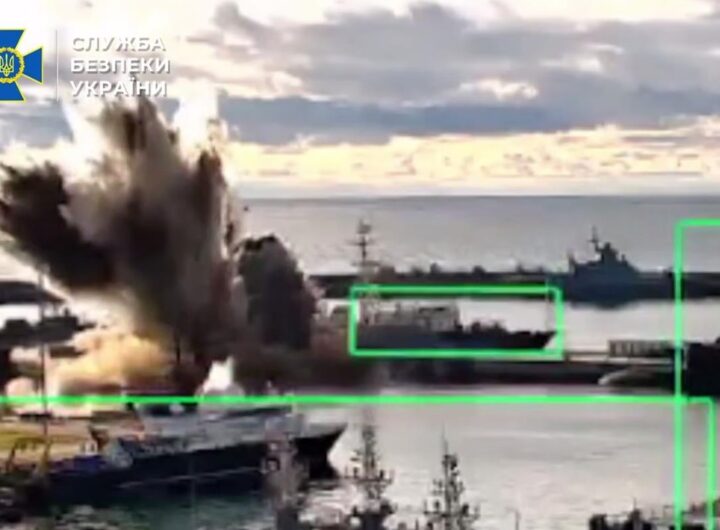 Новини України - СБУ підірвала підводний човен у Новоросійську