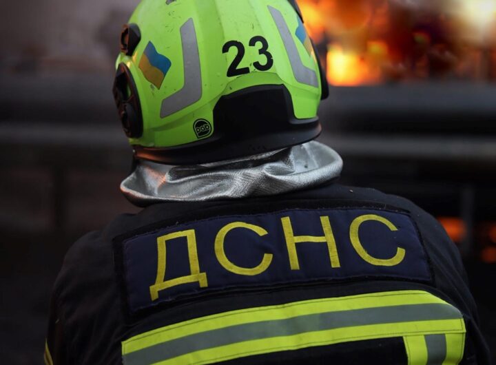 Новини України - Шахед поцілив у багатоповерхівку в Чернігові