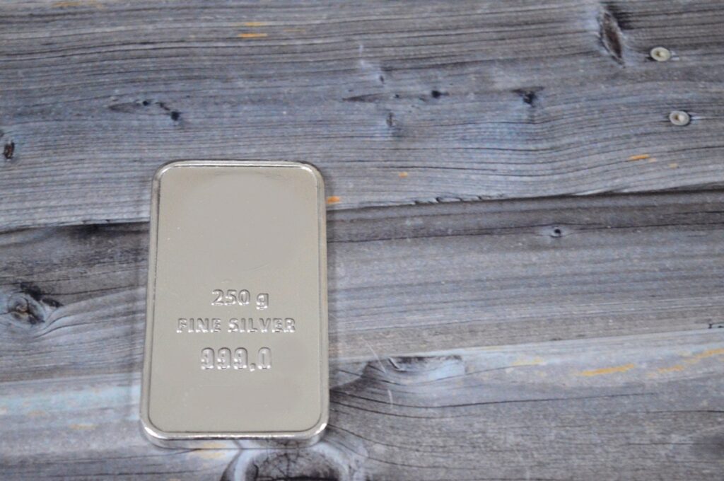 Новини бізнесу - Срібло сягнуло нового максимуму у $80