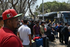 Новини світу - США пропонують нелегалам по 3000 доларів за "самодепортацію"