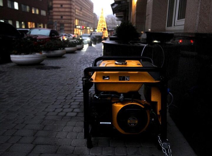 Новини України - Стали відомі графіки відключень світла 3 грудня