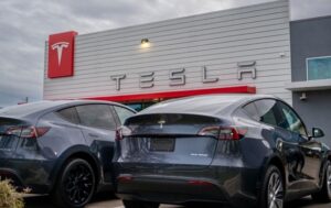 Авто новини - Tesla опинилася на найгіршою за довгостроковою надійністю - дослідження