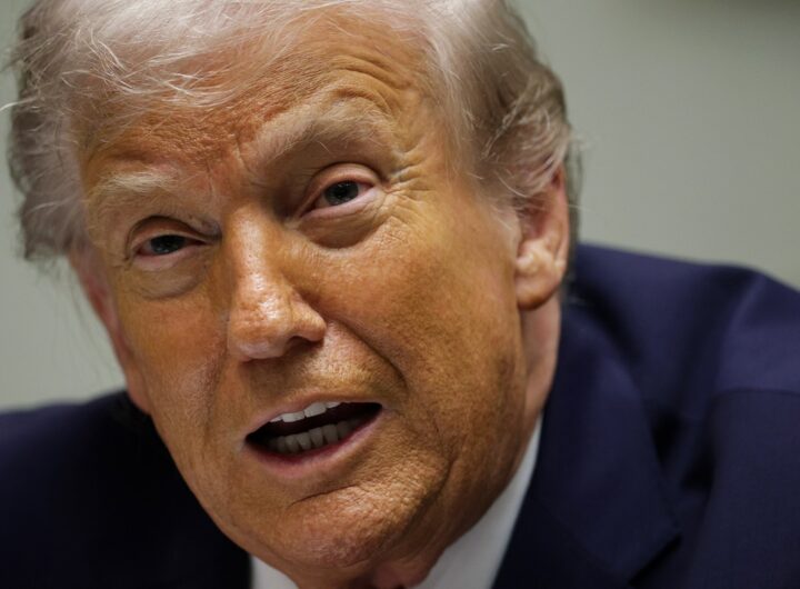 Новини України - Трамп: Лише Зеленський проти мирної угоди