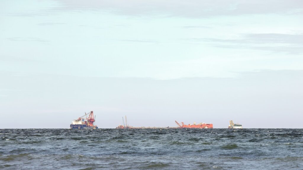 Новини бізнесу - Ціна російської нафти впала нижче $35