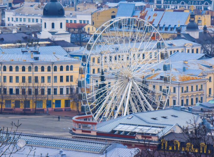 Новини Києва - У Києві демонтують Колесо огляду на Подолі